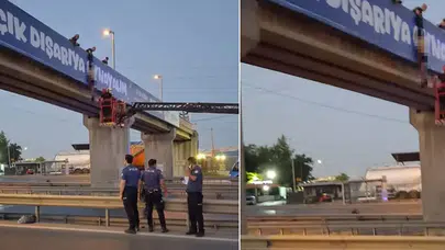 Gebze'de sabah saatlerinde dehşet: Üst geçitteki manzara çevredekileri şoke etti