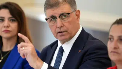 İzmir siyasetinde hareketli günler: Cemil Tugay rotasını AK Parti'ye mi kırıyor?