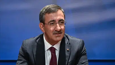 Ekonomide yeni yol haritası: Cevdet Yılmaz'dan OVP için kararlılık mesajı