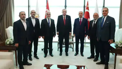 AK Parti Genel Merkezi'nde kritik zirve: Erdoğan ve Yapıcıoğlu bir araya geldi