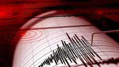Adana'da korkutan gece: Saimbeyli 5 büyüklüğündeki depremle sallandı
