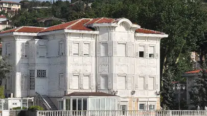 Dünyanın en zengin Türkünden Boğaz'a dev hamle: O yalıya talip oldu