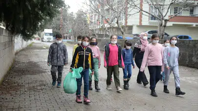 Minik ellerden büyük farkındalık: Adana'da sokaklar tertemiz oldu