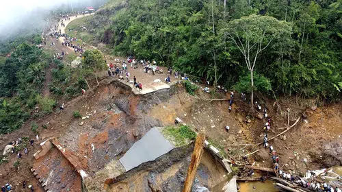 Endonezya'da Yağışların Yol Açtığı Can Kaybı 1053’e Ulaştı