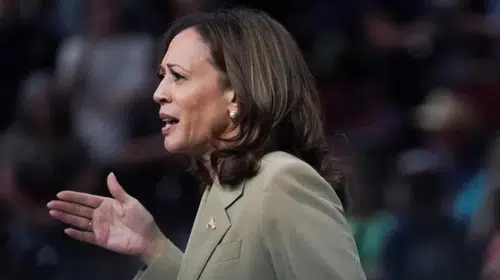 ABD'de Eski Başkan Yardımcısı Kamala Harris'in Gizli Servis Korumasının Sonlandırıldığı İddia Edildi