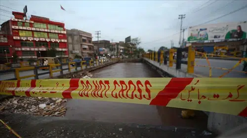 Sindh'te Sel Tehlikesi: 110 Bin Kişi Tahliye Edildi