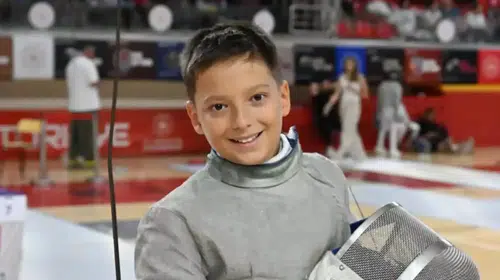 Demir Çırpan Eskrimde Parlıyor