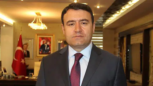 Kütahya Valisi: Vatandaşlarımız iş beğenmiyor, firmalarımız Hindistan'dan işçi getiriyor