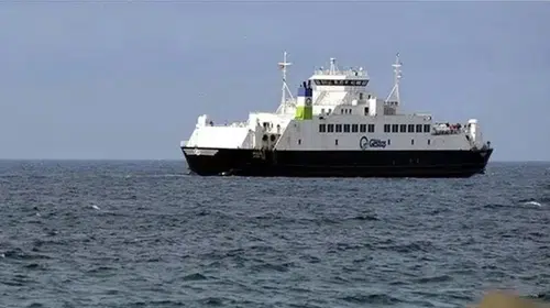 Deniz Ulaşımına Fırtına Engeli: Gökçeada ve Bozcaada Feribot Seferleri İptal Edildi