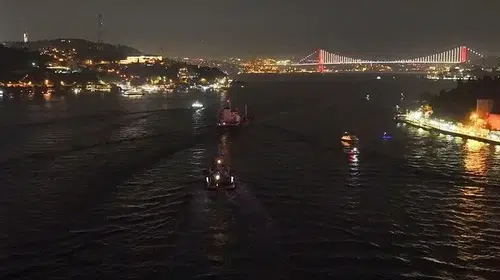İstanbul Boğazı'nda tehlike atlatıldı: Gemi trafiği normale döndü