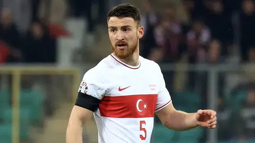 Salih Özcan'ın Hoffenheim sürprizi: Yıldız oyuncu neden kulübeye çekildi?