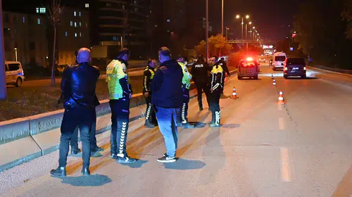 Kırıkkale'de acı kaza: Yolun karşısına geçmek isterken canından oldu
