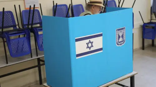 İsrail'de sandıklar kapandı: Netanyahu'nun kaderi Arap partilerinin elinde