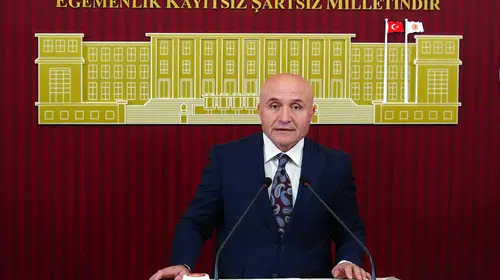 Anıtkabir'deki o görüntüye sert tepki: Erhan Usta'dan 'kabul etmiyorum' çıkışı