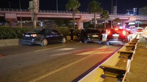 İzmir'de gece yarısı dehşeti: 8 araç birbirine girdi