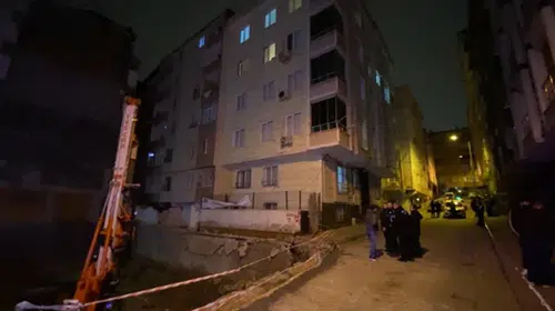 Bahçelievler'de korku dolu gece: İnşaat kazısı sonrası iki bina boşaltıldı