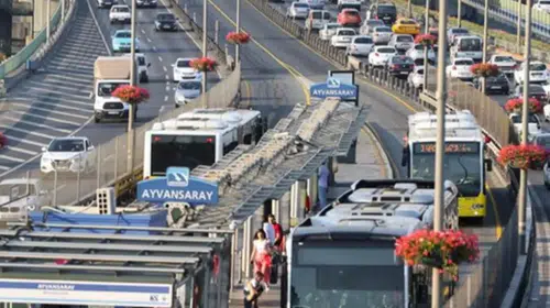 İstanbul'da 6 Ekim coşkusu: Toplu ulaşım bugün ücretsiz