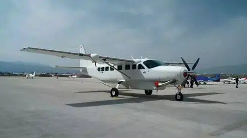 Endonezya'da Uçağa Silahlı Saldırı: 2 Pilot Hayatını Kaybetti