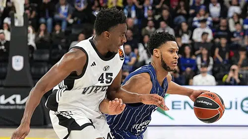 Anadolu Efes, EuroLeague'de Virtus Bologna'yı Farklı Geçerek Üst Üste Üçüncü Galibiyetini Aldı mı?