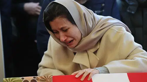 İstanbul’da Öğrencisi Tarafından Öldürülen Fatma Nur Çelik, Son Yolculuğuna Uğurlandı