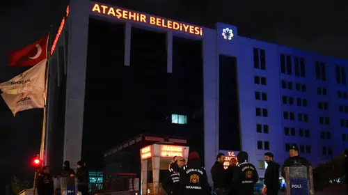 Ataşehir’de skandal tape: Kurallara uyan esnafa "şerefsiz" dediler