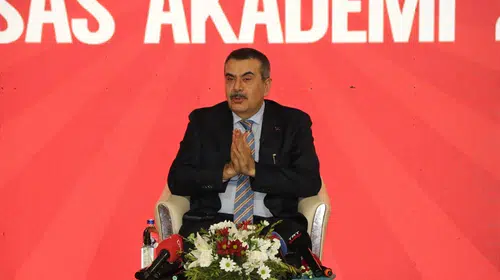 Bakan Tekin'den eğitimde devrim vurgusu: Derslik sayısında OECD standartlarını geride bıraktık