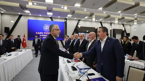 Bakan Işıkhan'dan kritik KPDK mesajı: En düşük memur maaşında tarihi artış