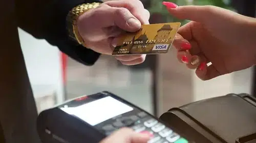 Turistlerin harcama alışkanlıkları tepetaklak: 280 dolardan 60 doların altına düştü