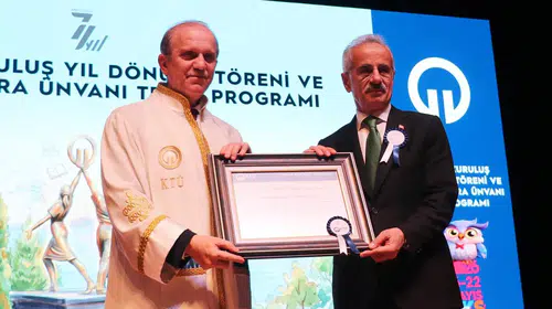 Uraloğlu'na akademiden büyük onur: Trabzon'un geleceğine dev projelerle mühür vuruyor