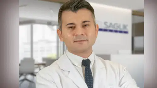Sağlık dünyasında dikkat çeken isim: Fizik tedavi alanındaki başarılarıyla tanınan Dr. Cemal Arman Öztürk kimdir?