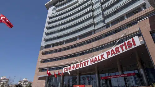 CHP kulislerinde hareketli saatler: 18 çalışanın işine son verildiği öne sürüldü