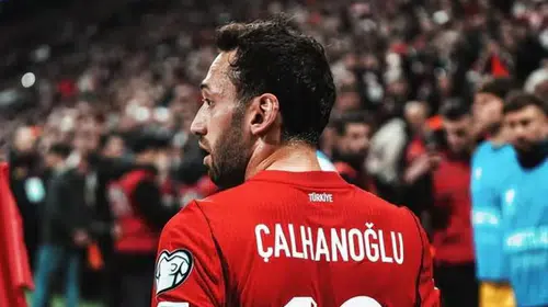 Yıllardır süren meraklı bekleyiş sona erdi: Hakan Çalhanoğlu renklerini açıkladı