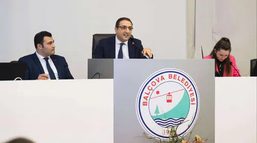 İzmir Balçova'da kritik gelişme: Başkan Onur Yiğit hakkında uzaklaştırma kararı