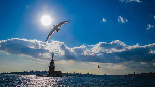 İstanbul’da dışarı çıkacaklar dikkat: Meteorolojiden yağış uyarısı geldi