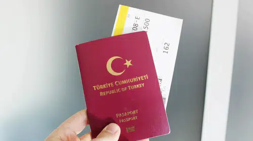 Karadağ'ın Avrupa rotası vize kapılarını kapatıyor: Türkiye'yi de içine alan yeni dönem başlıyor