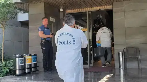 Tatil için geldiği otelde korkunç son: Kapıdaki not dikkat çekti