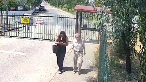 8 yaşındaki torunun tek cümlesi dolandırıcıyı kaçırdı: Altınlara uzanamadan evi terk etti