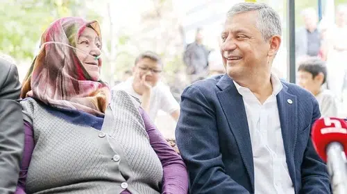 Özgür Özel Kayseri'de: Siyaseti Bırakıp Ekmek Kavgası Vereceğiz
