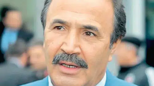 Mehmet Sevigen'den CHP'ye sert eleştiri: Vesayet gölgesinde siyaset yürütülemez