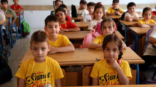 7 yıllık özlem dördüzlerle son bulmuştu: Şimdi okul yolundalar