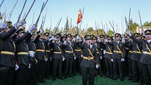 İhraç edilen teğmenlerden çarpıcı açıklamalar: Sırtımızdan bıçaklandık