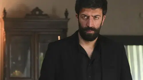 Eşref Rüya setinde büyük hüzün: Genç oyuncu Ramazan Tetik hayatını kaybetti