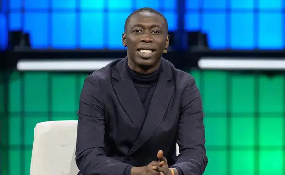 Khaby Lame Kimdir? Fabrika İşçiliğinden Milyar Dolarlık Fenomene Uzanan Hikâye