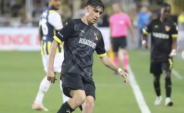 20 Yaşındaki Futbolcu Baran Alp Vardar'ın Vefatı, Spor Camiasını Derinden Sarstı