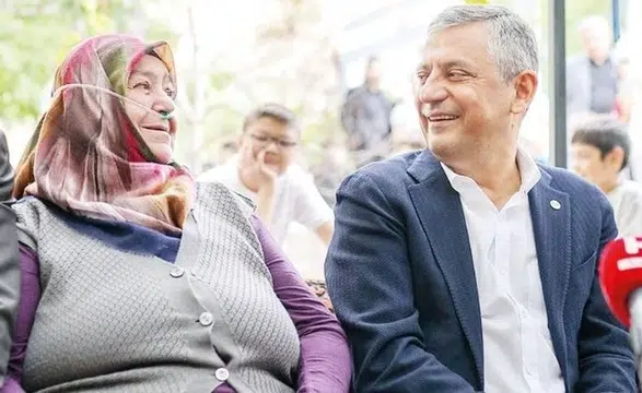 Özgür Özel Kayseri'de: Siyaseti Bırakıp Ekmek Kavgası Vereceğiz