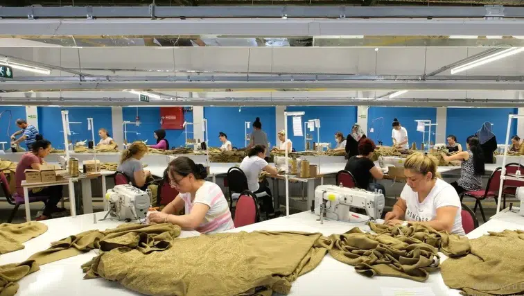 Ücretli Çalışan Sayısı Yıllık Yüzde 1,0 Arttı