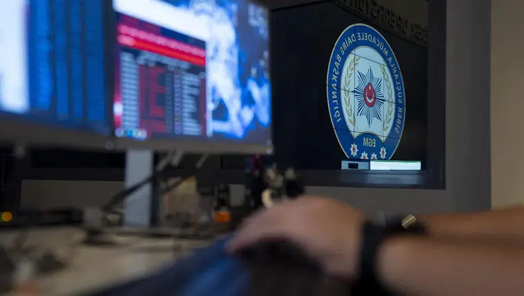 Dijital dünyada provokasyona geçit yok: Bakanlıktan 'sanal devriye' uyarısı