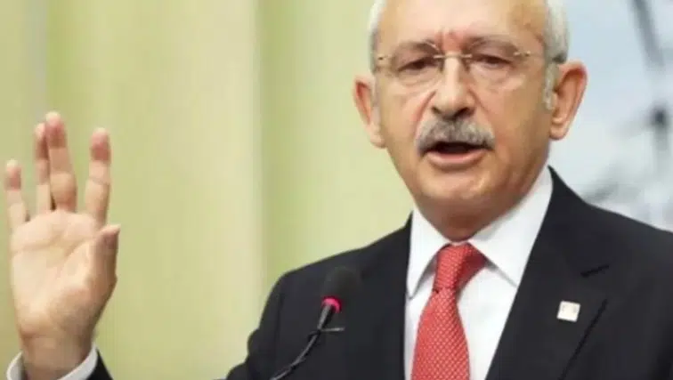 CHP kulislerinde hareketli saatler: Kılıçdaroğlu'nun hamlesi taşları yerinden oynatacak