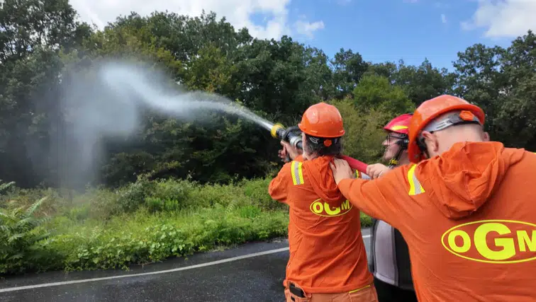 Basın mensupları orman yangını tatbikatında alevlerle buluştu