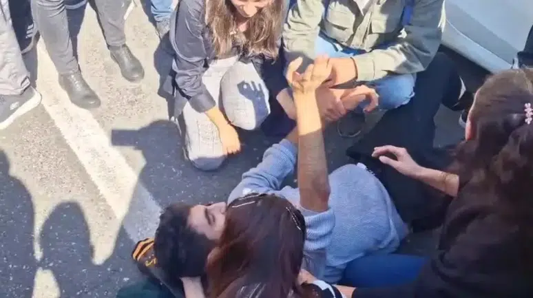 Diyarbakır'da Rojin Kabaiş Anısına Düzenlenen Yürüyüşte Kaza